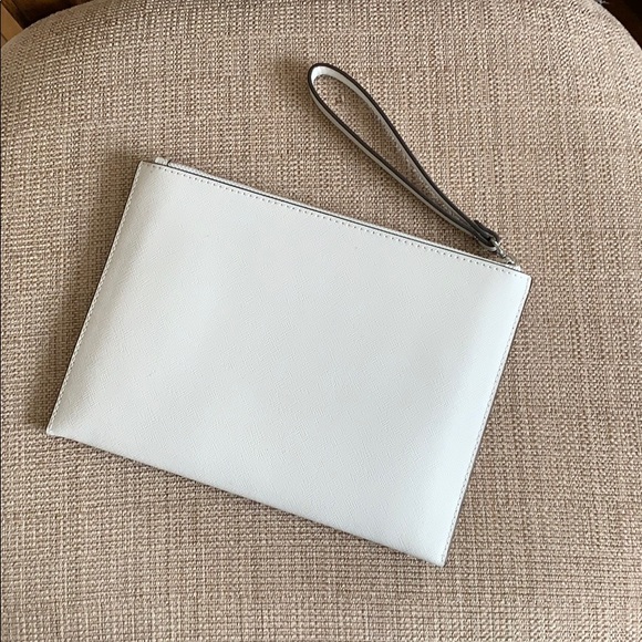 Michael Kors Leather XL Zip Clutch Wristlet White - Picture 4 of 15